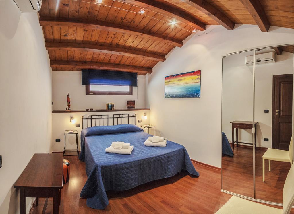 La Triscele Apartamento Cefalú Habitación foto
